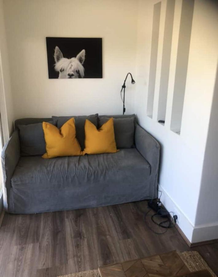 Renovated 1 Bedroom In Paddington * Sydney